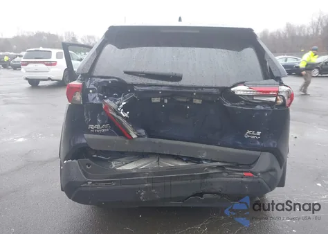 2025 Toyota Rav4 Hybrid Xle z USA, uszkodzony, nr VIN 2T3RWRFV6SW270197